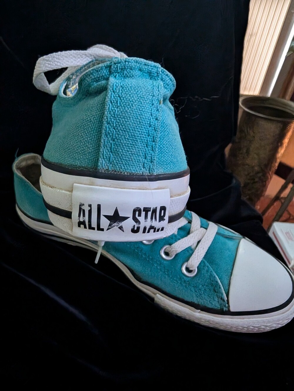 Teal / Turquoise Low-Top Canvas Sneakers with White Laces - Picture 2 of 4
